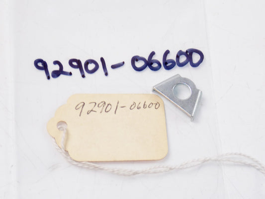 NOS YAMAHA 1972-1999  YT175J IT250K TT600K XJ550RK XJ650LK WASHER 92901-06600 - MotoRaider