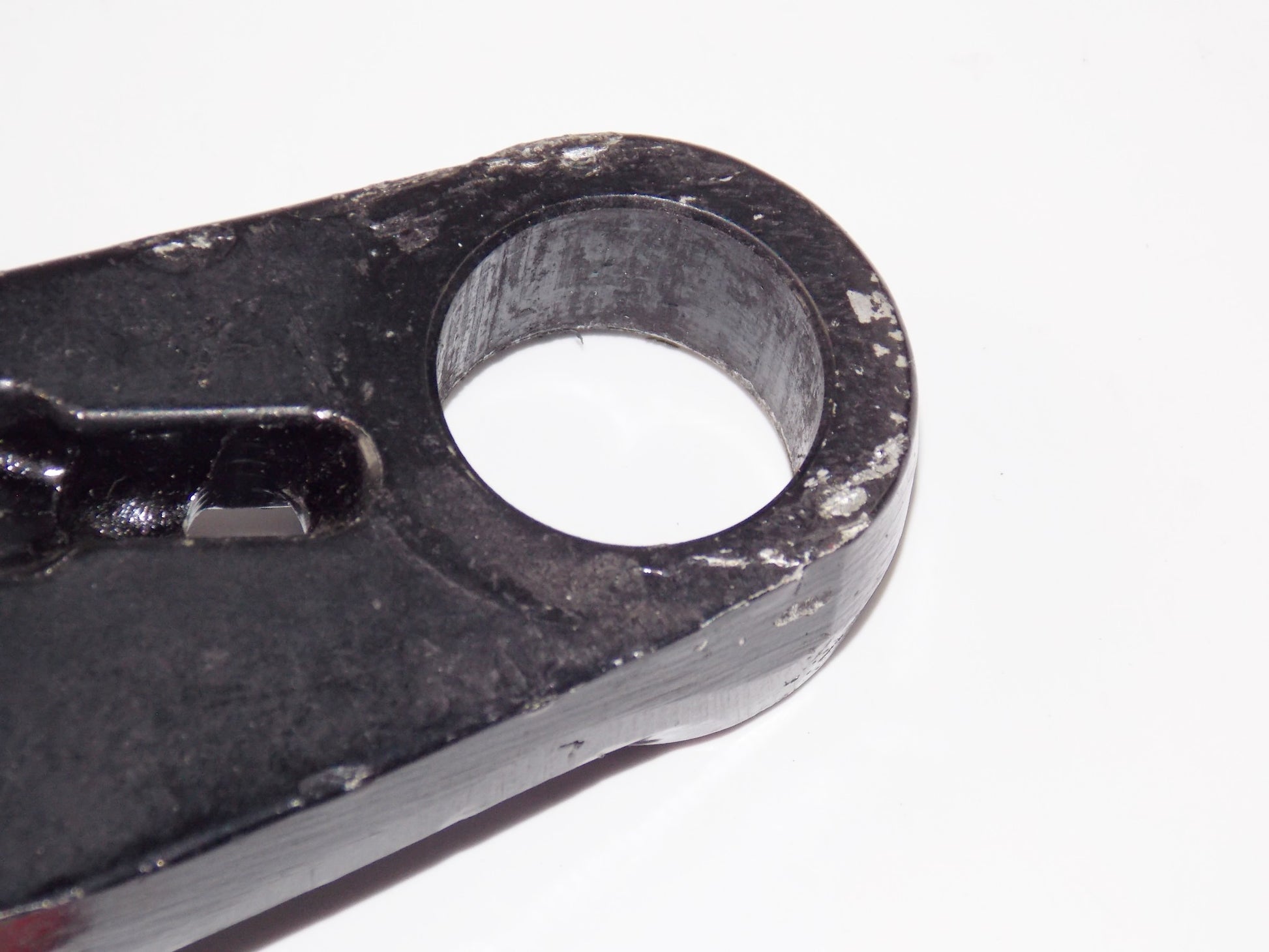 OEM SUZUKI 88-06 GSX600F/FT/FV RH FRONT FOOTREST HOLDER 43531-19C00 - MotoRaider