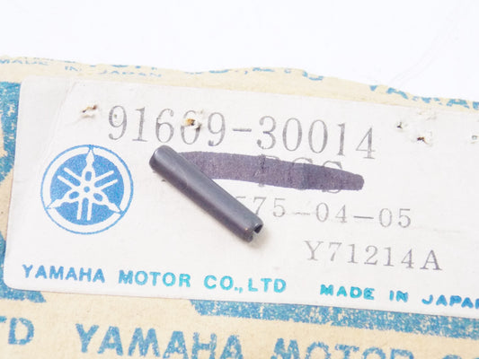 NOS YAMAHA 1984-1985 1998-2015 YAMAHOPPER PW50 OIL PUMP PING SPRING 91669-30014 - MotoRaider