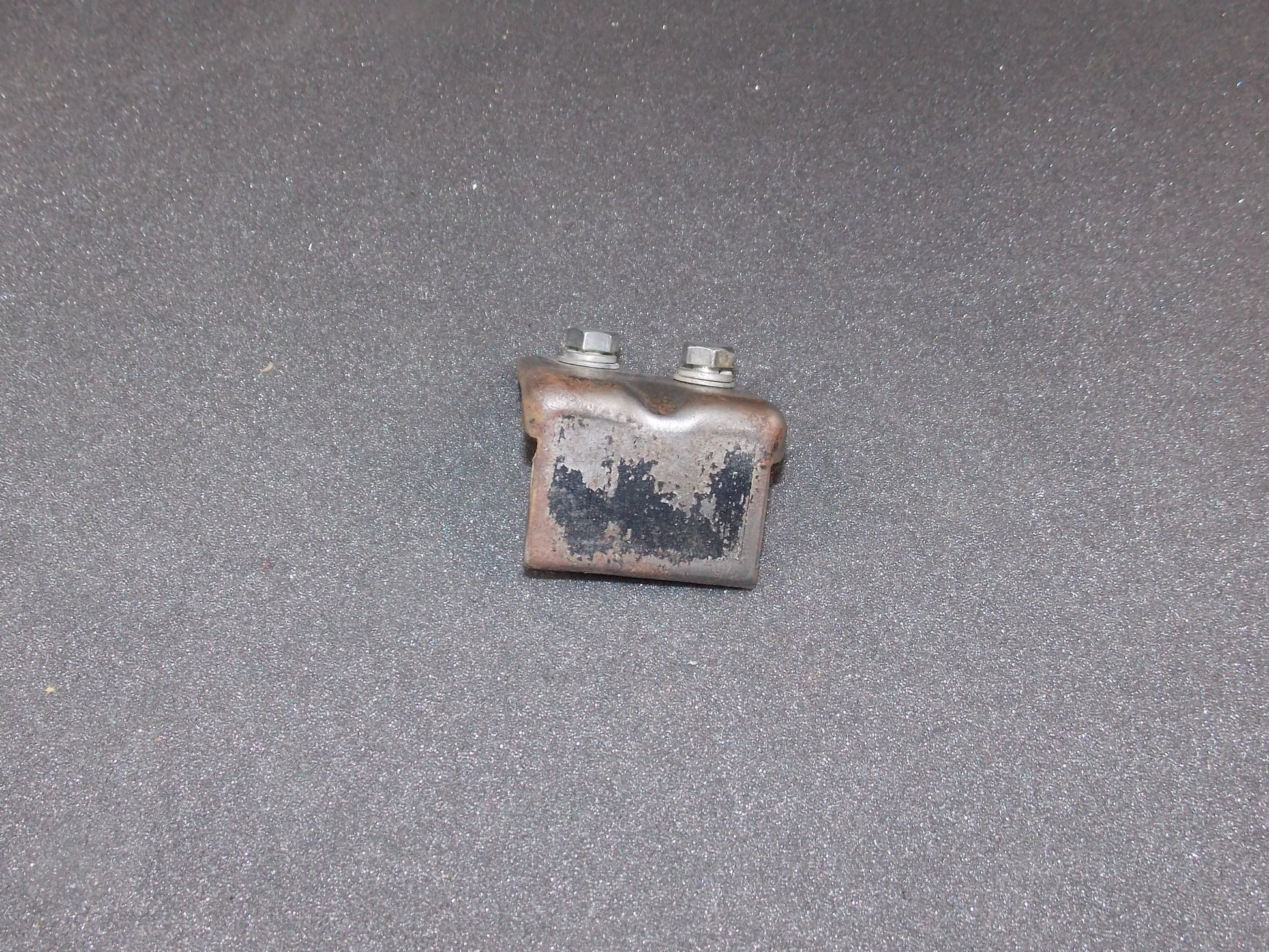 OEM YAMAHA 1976 YZ 400 YZ400 CHAIN GUIDE - MotoRaider