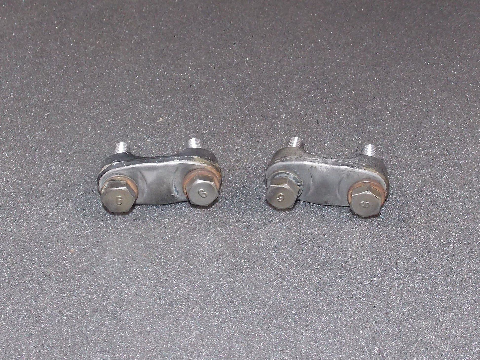OEM YAMAHA 1976 YZ 400 YZ400 HANDLEBAR UPPER CLAMPS RISERS MOUNTS - MotoRaider