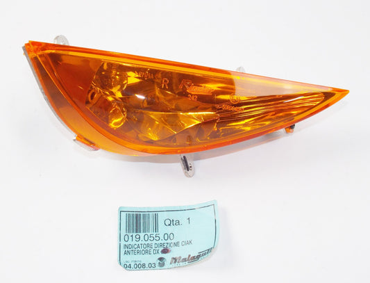 NOS OEM MALAGUTI CIAK 50 RH FRONT INDICATOR SET 019.055.00 - MotoRaider
