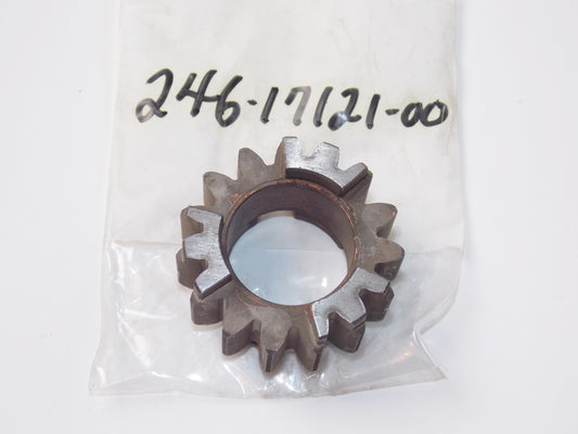 NOS OEM YAMAHA 67-71 YDS5 YM2C DS6C DS6B TD2 TD2B GEAR 2ND PINION # 246-17121-00 - MotoRaider