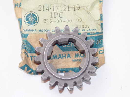 NOS OEM YAMAHA 1969-73 DT1B DT1S DT1C RT1 RT1M RT3 GEAR 2ND PINION 214-17121-10 - MotoRaider