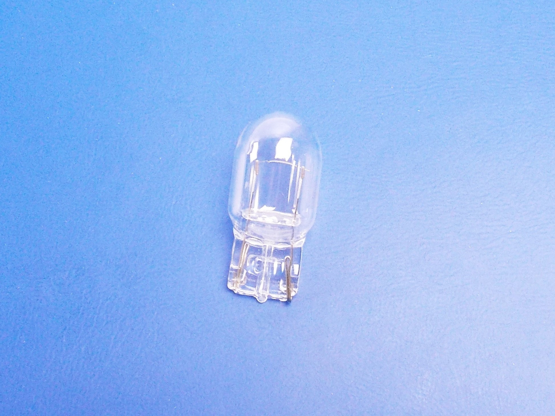 BLICK A6941 E0300969 AUTO BULB LIGHT SINGLE LARGE 12V 21W BASE T20 PKG OF 10 - MotoRaider