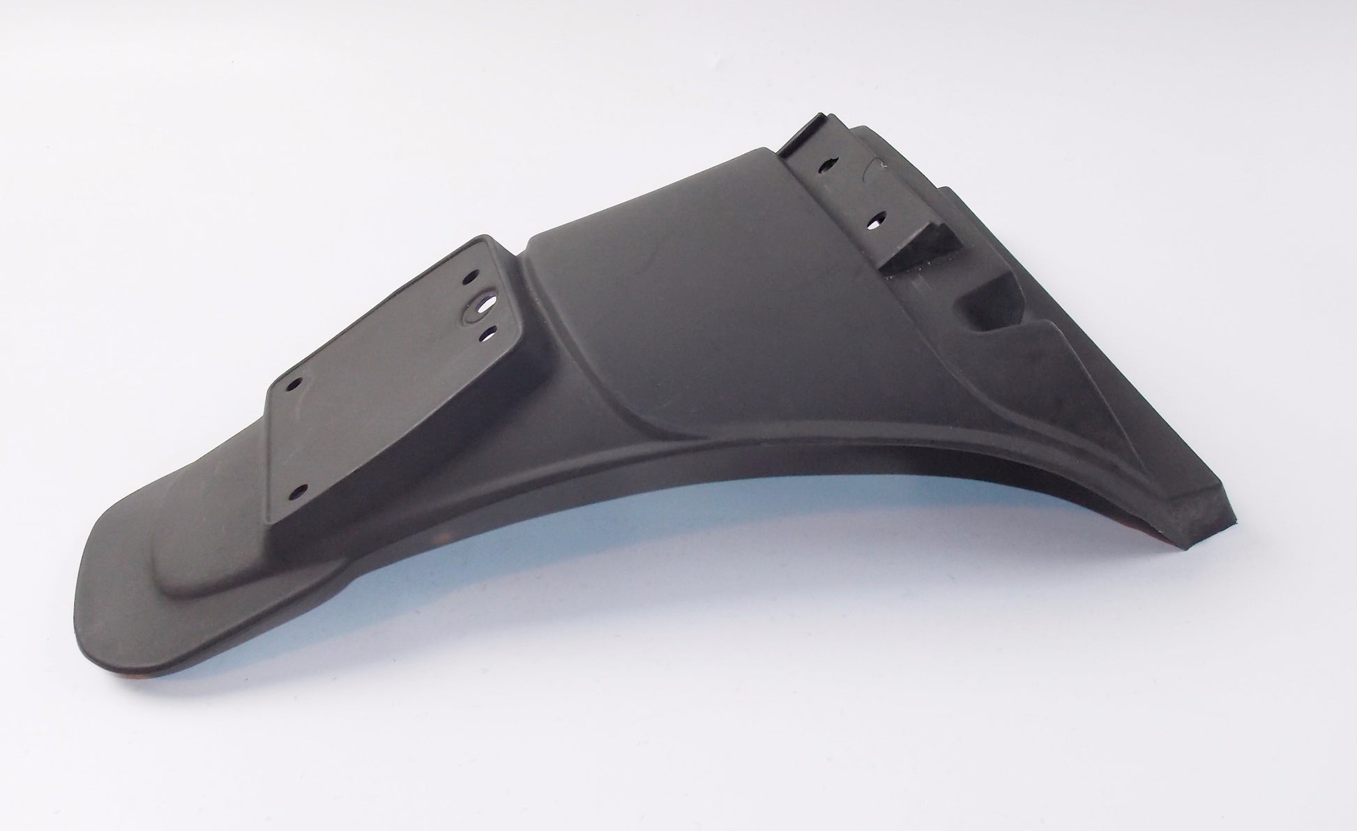 NOS OEM MALAGUTI CENTRO SL / 99 TIPO 49 KAT REAR FENDER LICENSE PLACE 063.085.03 - MotoRaider