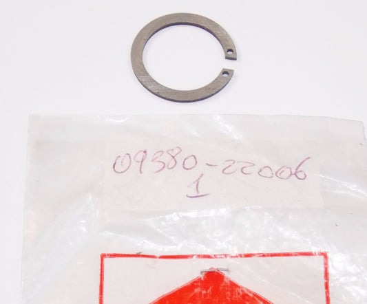 NOS OEM SUZUKI 84-15 LT185 DR200/250 RM125/250/80 4TH DRIVE GR CI 09380-22006 - MotoRaider