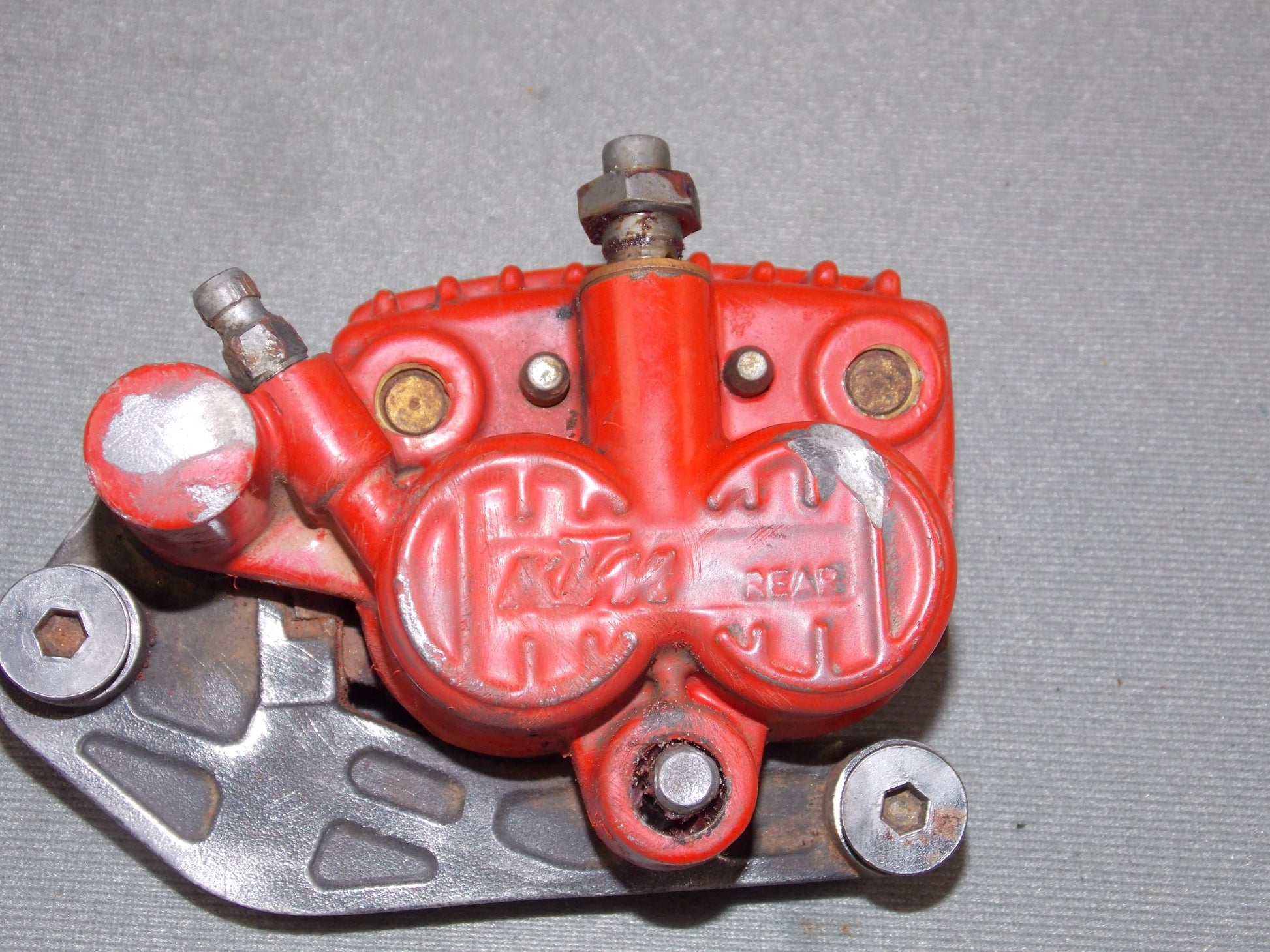 OEM 1992 KTM MXC 250 FRONT WHEEL BRAKE CALIPER PENTON - MotoRaider