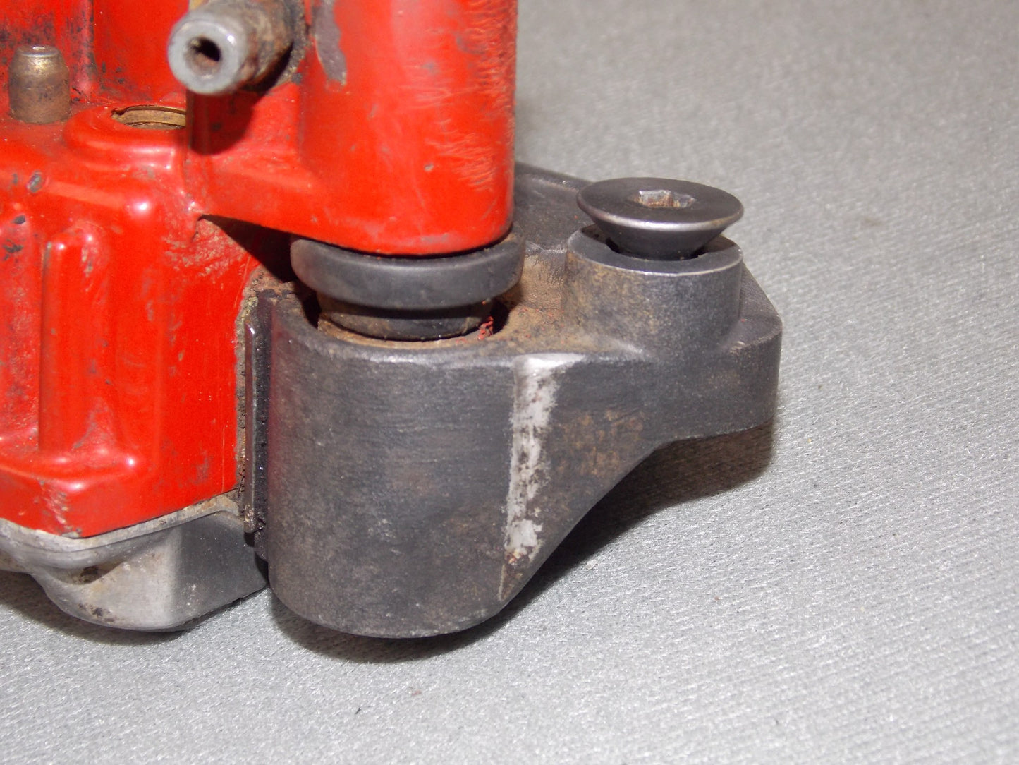 OEM 1992 KTM MXC 250 FRONT WHEEL BRAKE CALIPER PENTON - MotoRaider