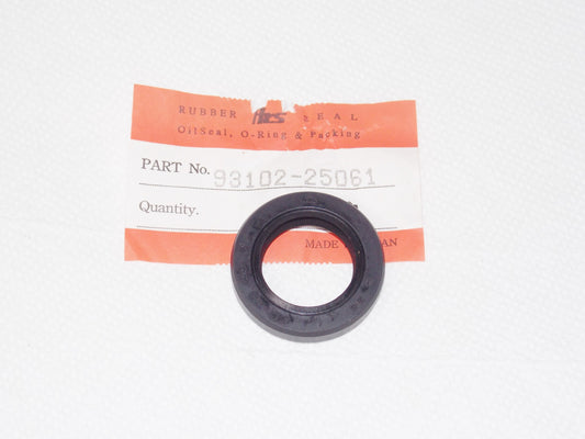 NOS OIL SEAL SD-TYPE YAMAHA 1969-1981 AT1E AT1B AT2 IT400F TT500F # 93102-25061 - MotoRaider