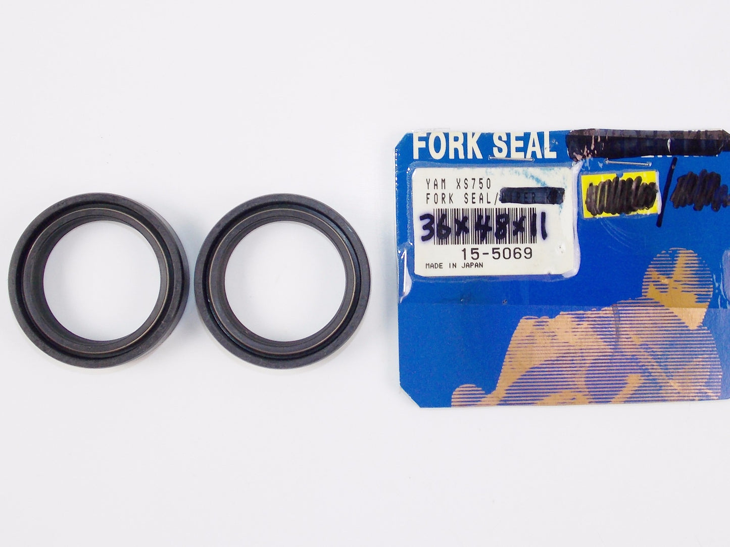 K&L FORK SEAL 36x48x11 KAWASAKI 80-83 KZ550 YAMAHA 77-81 XS750/850 15-5069 - MotoRaider
