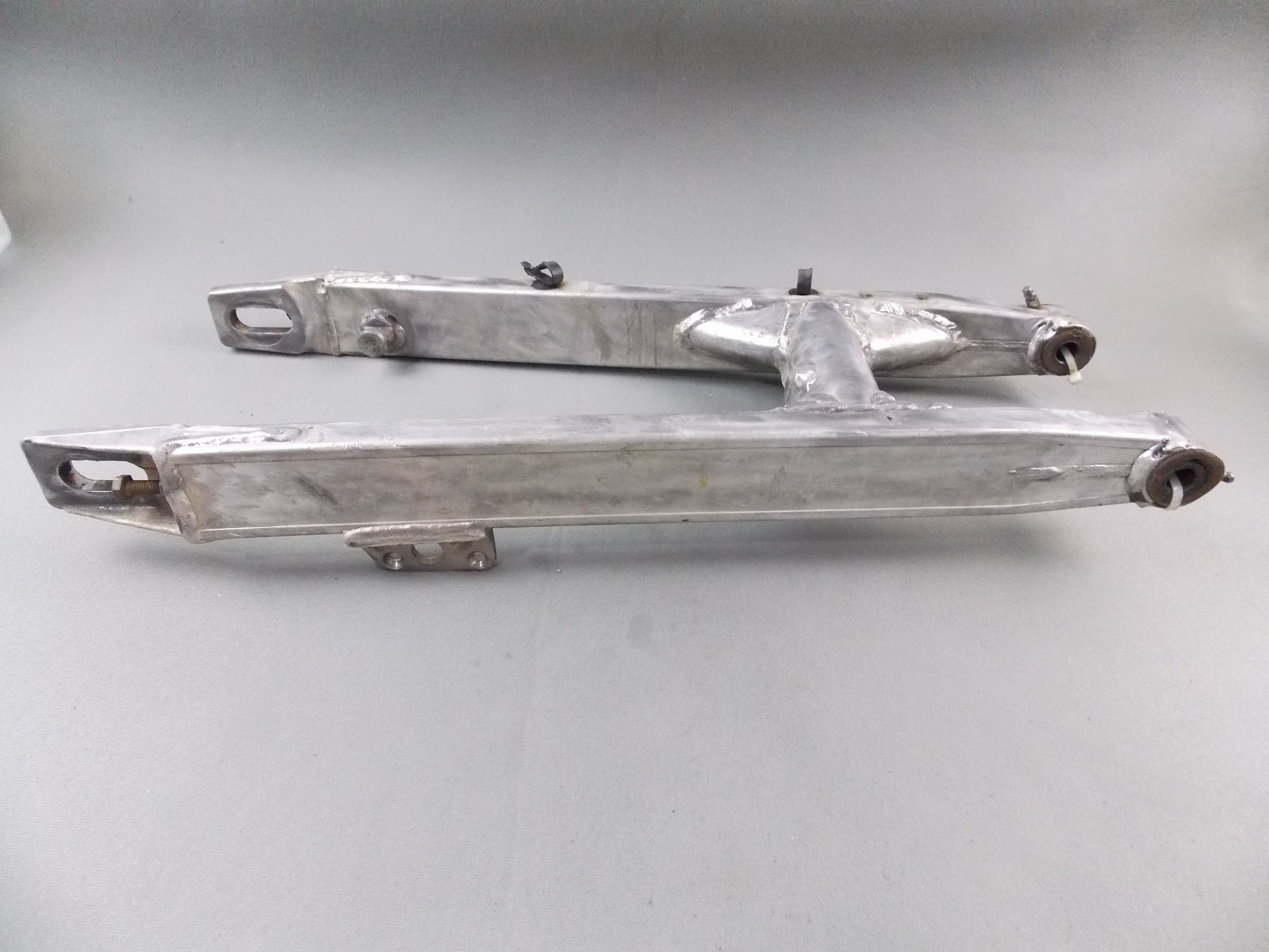 1992 KTM MXC 250 REAR SHOCK MOUNTING FRAME SWING ARM CHASSIS - MotoRaider