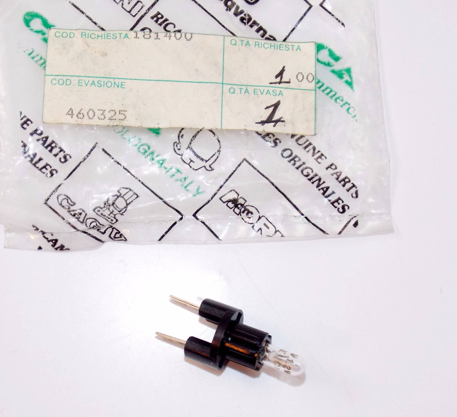 NOS OEM CAGIVA 1987/88/1992 MORINI 350/501 EXCALIBUR LAMP SOCKET BULB 12V 460325 - MotoRaider