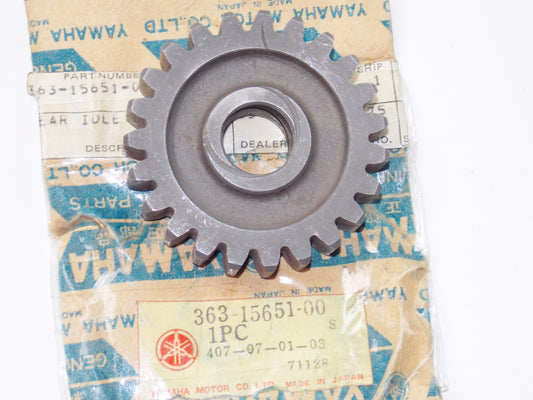 NOS OEM YAMAHA 73-74 MX250/A MX360/A SC500/A DT250A GEAR KICK IDLE #363-15651-00 - MotoRaider