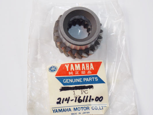 NOS OEM YAMAHA 68-73 DT1/B/C/E/S RT1/M/B DT2 DT3 GEAR PRIMARY DRIVE 214-16111-00 - MotoRaider