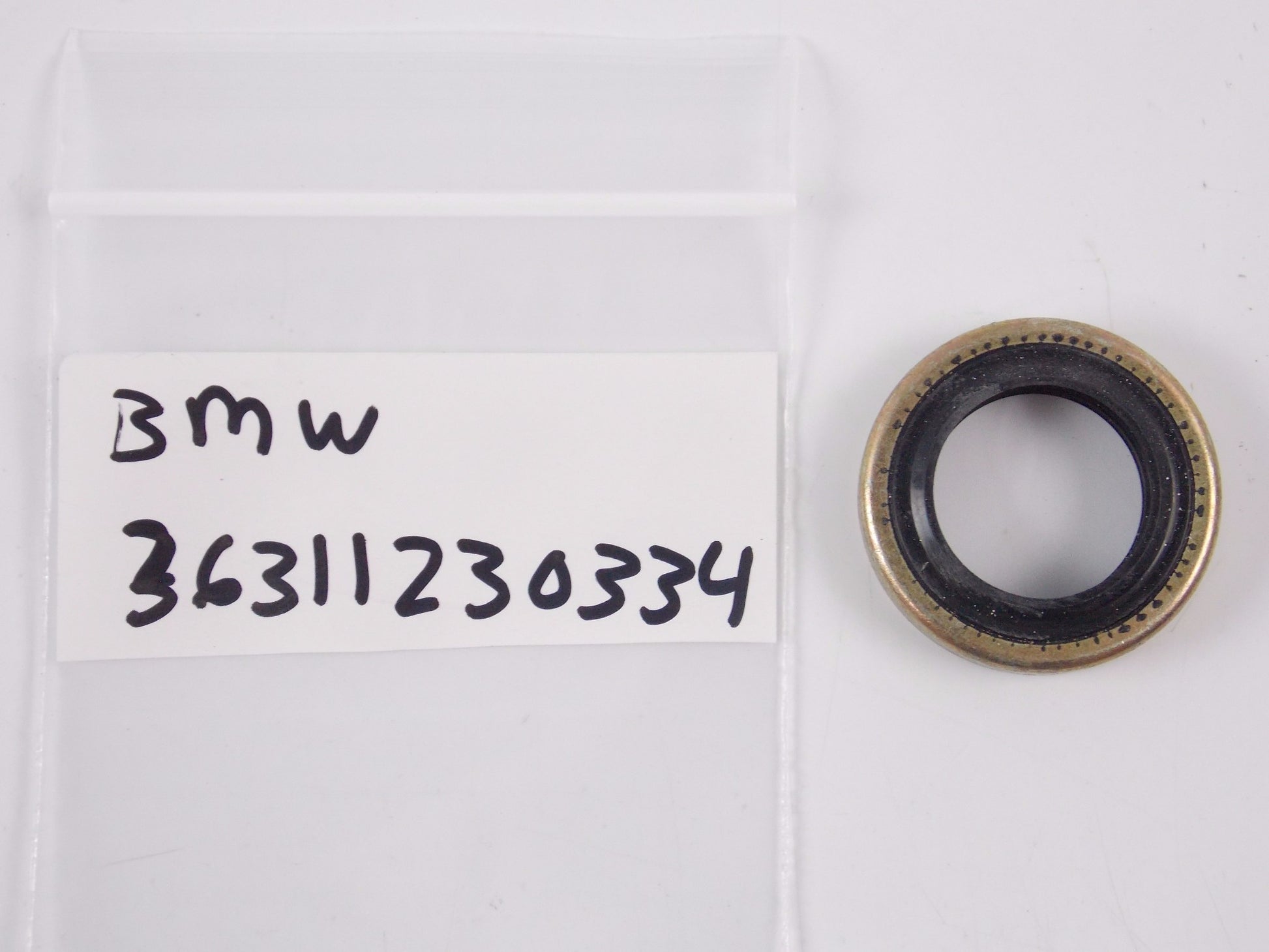 NOS OEM BMW 74-85 R100/80 WHEEL HUB SHAFT SEAL 36x22x8 36311230334 | 36311233247 - MotoRaider