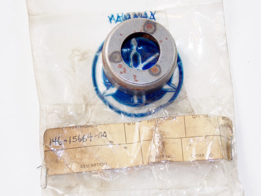 NOS OEM YAMAHA 62-70 YD3/S2/S3/T1 TD1B/C YM1/S GUIDE KICK SPRING # 146-15664-00 - MotoRaider
