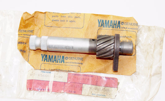 NOS OEM YAMAHA 90-98 RT180A/B/D/E/G/H/J/K KICK AXLE ASSY # 4F2-15660-01 - MotoRaider
