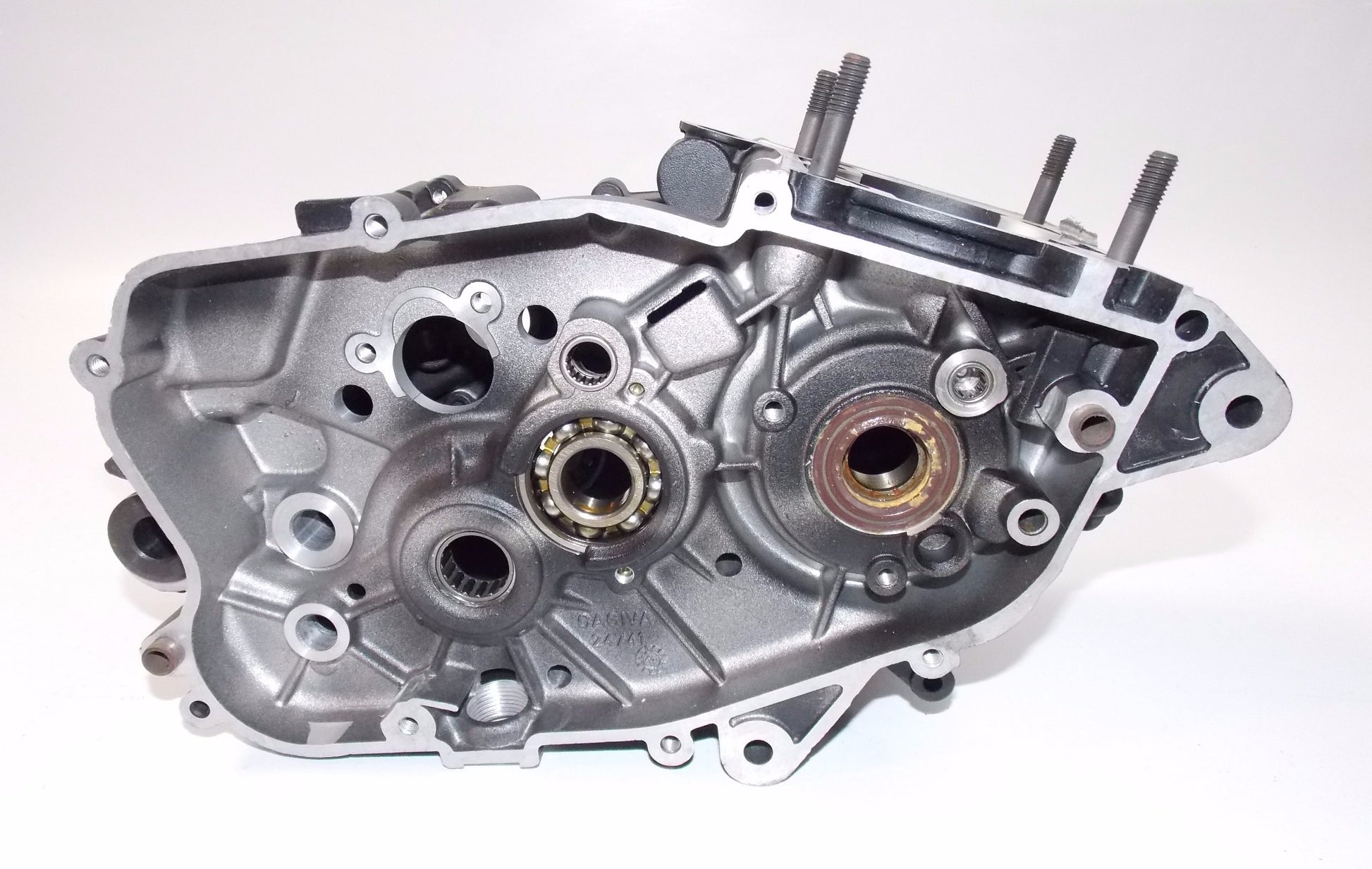 NOS OEM CAGIVA ALETTA ROSSA 125 ENGINE CENTER CRANKCASE 33735 - MotoRaider