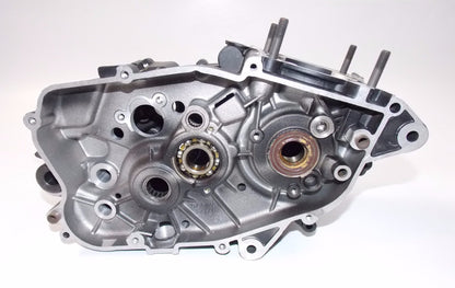 NOS OEM CAGIVA ALETTA ROSSA 125 ENGINE CENTER CRANKCASE 33735 - MotoRaider