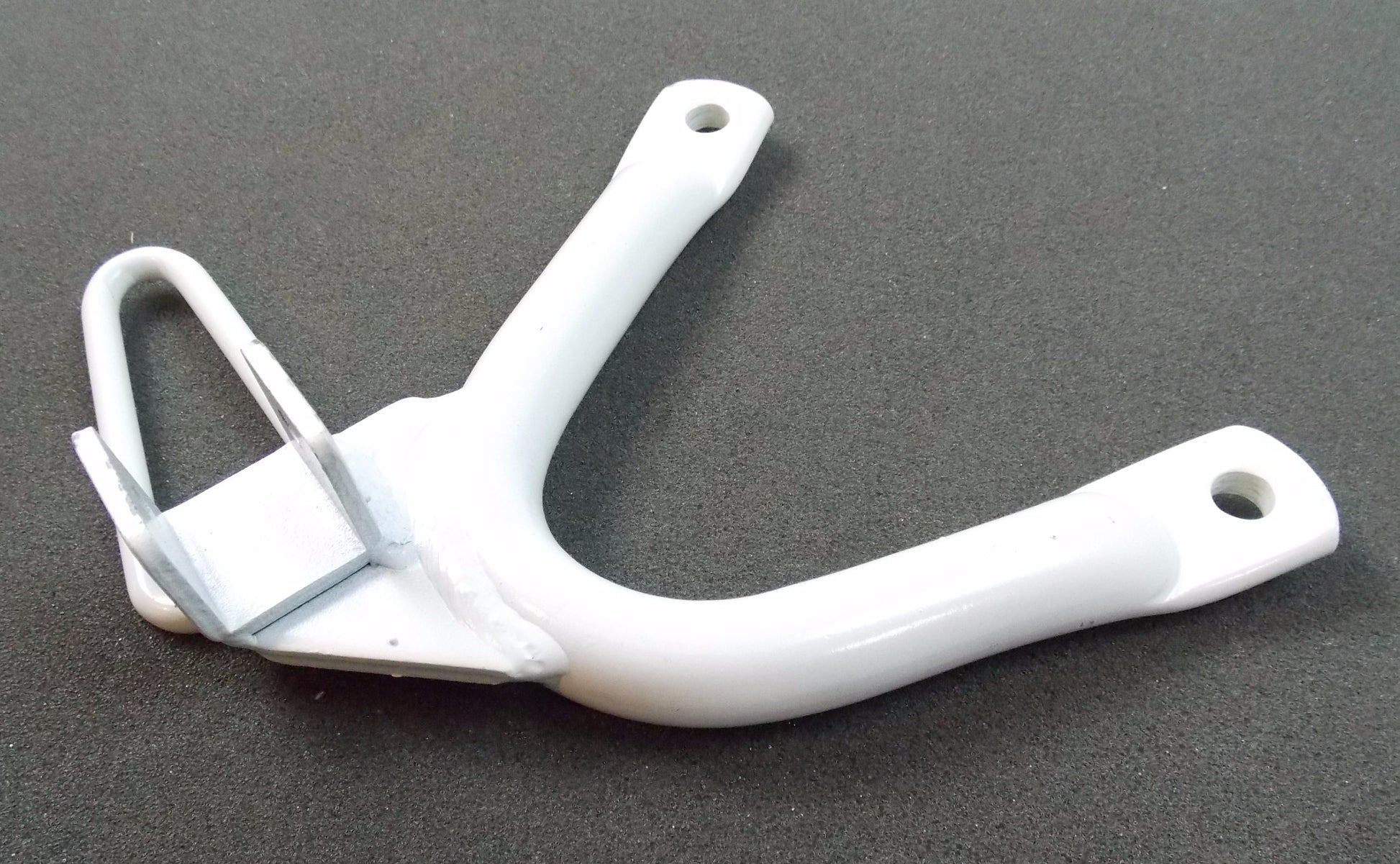 NOS OEM CAGIVA 87-88 T4-350R/E T4-500R/E RH WHITE FOOT REST SUPPORT 800L50318 - MotoRaider