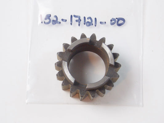 NOS TRANSMISSION GEAR 2ND PINION YAMAHA 1963-63 YDS2 # 152-17121-00-00 - MotoRaider