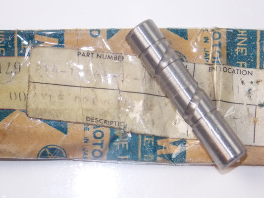 NOS OEM YAMAHA 1969-73 DT1B DT1S DT1C RT1 RT1B RT3 AXLE DRIVE GEAR 214-17861-00 - MotoRaider