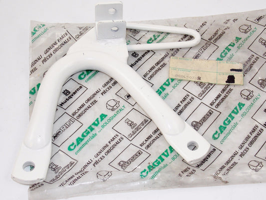 NOS OEM CAGIVA 1987-88 T4-350R/E T4-500R/E RH WHITE FOOT REST SUPPORT 800L50318 - MotoRaider
