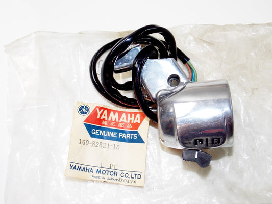 NOS OEM YAMAHA RH LEVER HOLDER ASY 2 # 169-82821-10 - MotoRaider