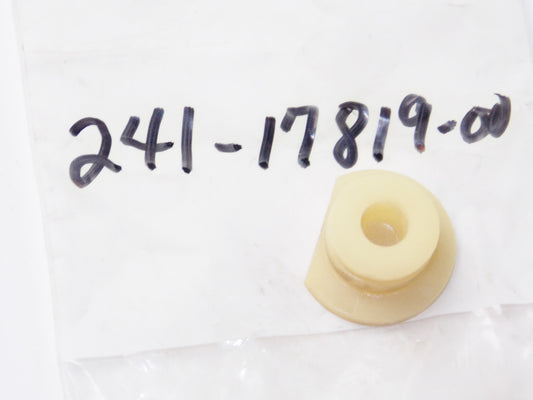 NOS HOUSING CAP YAMAHA RT1 RT1MX CT1 AT1MX AT1 HT1 # 241-17819-00 - MotoRaider