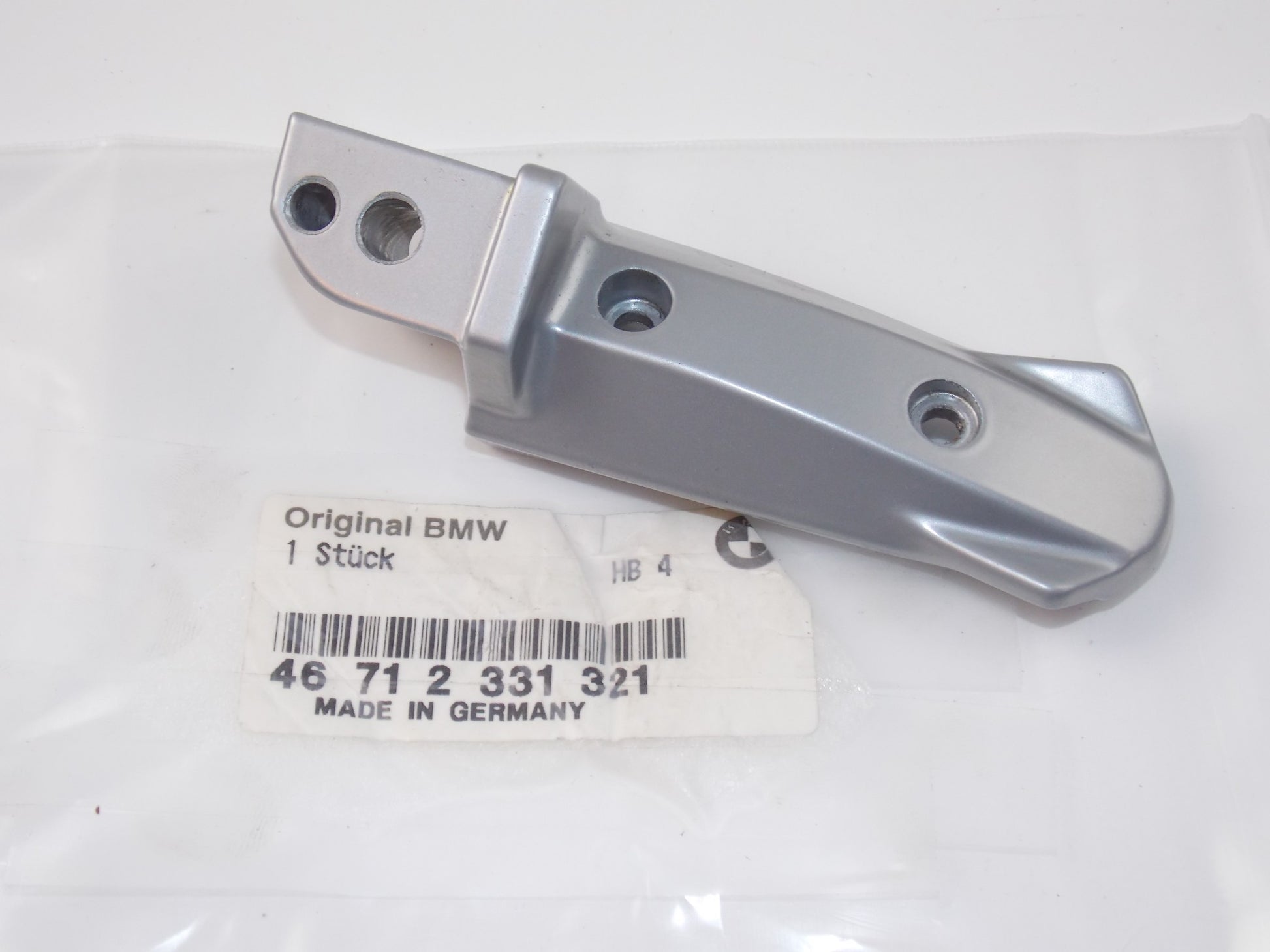 NOS OEM BMW 96-2005 K 1200 RS R 1100 S FOOTREST REAR LEFT # 46712331321 - MotoRaider