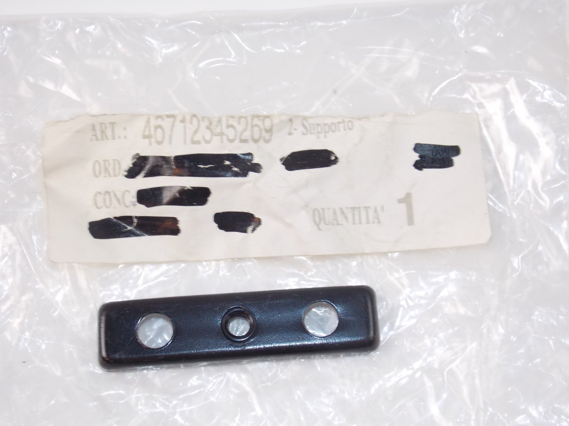 NOS OEM BMW 97-2000 F 650 F 650 ST HOLDER # 46712345269 - MotoRaider