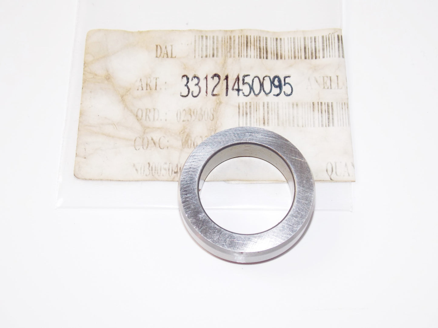 NOS OEM BMW 84-16 HP2 K100LT/1100LT R100GS/1100RT COMPRESSION RING # 33121450095 - MotoRaider