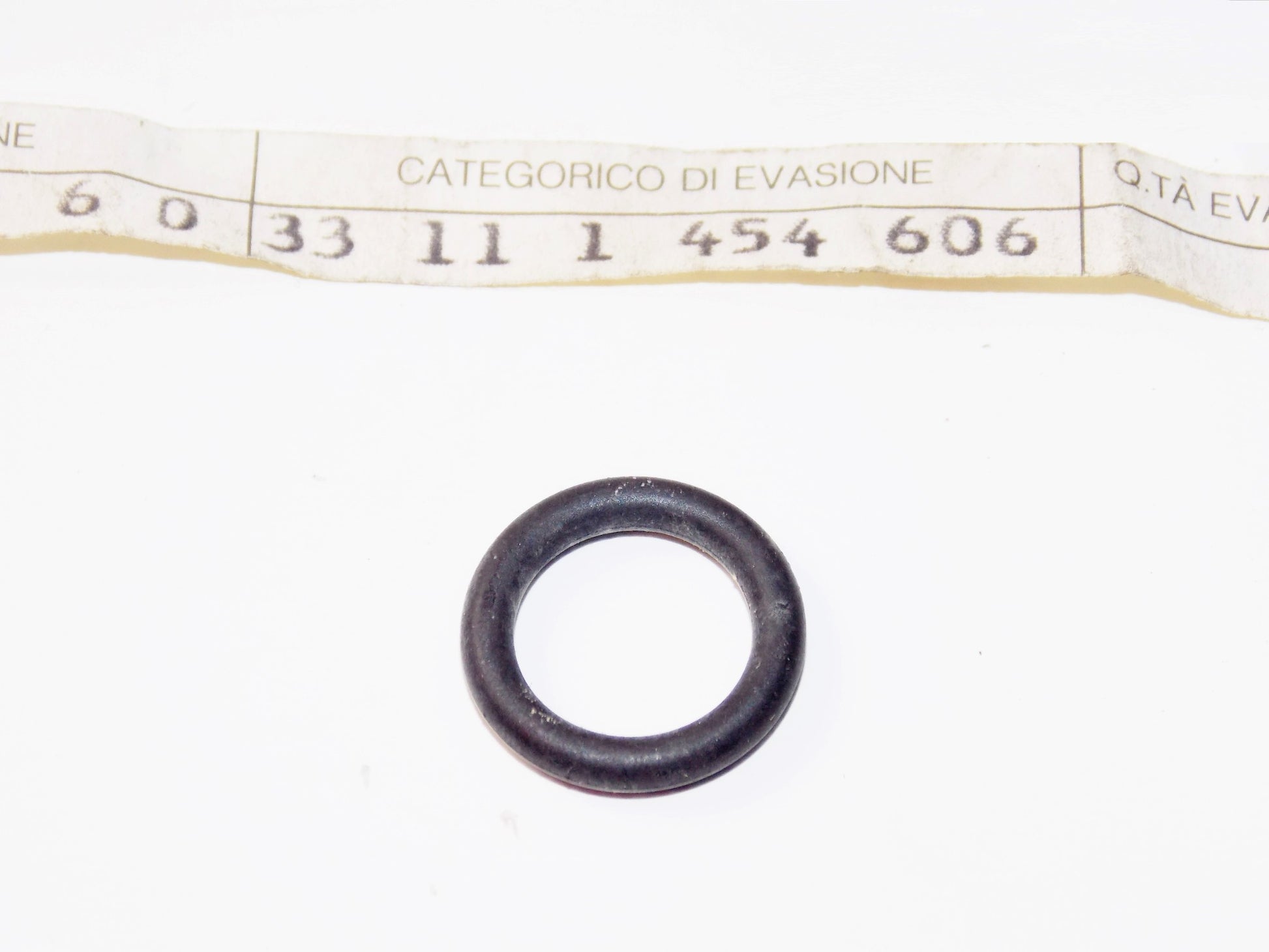 NOS OEM BMW 84-09 K100/LT/RS/1100LT/1200GT R100R/1100R/850R O-RING # 33111454606 - MotoRaider