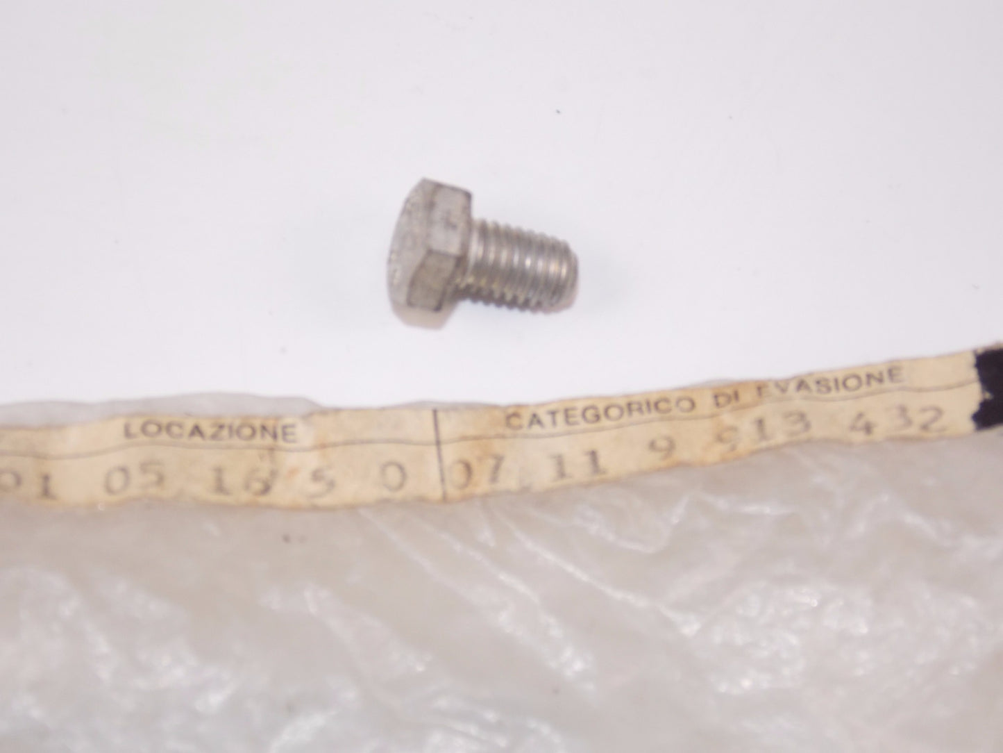 NOS OEM BMW K1200GT/LT/RS ALL R MODELS HEX BOLT M6x10-8.8-ZNS3 07119913432 - MotoRaider