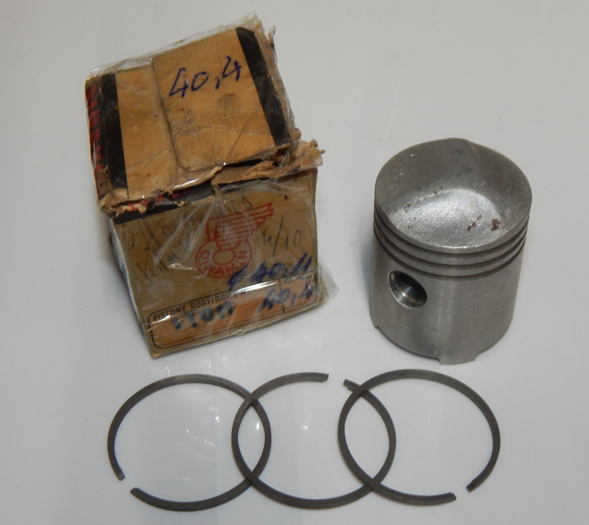 NOS DINAMIN MOTOCYCLE  340 PISTON 40.4MM + RINGS VINTAGE ITALY # 16218 - MotoRaider