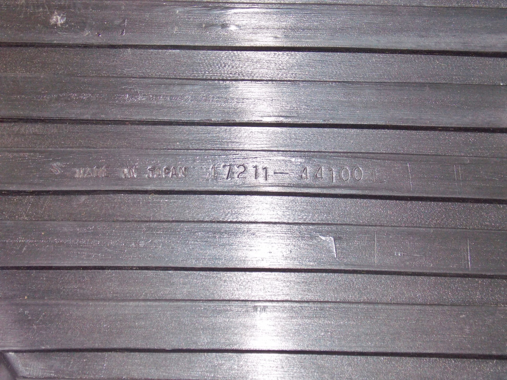 NOS OEM SUZUKI 80-82 GS450ET/EX/EZ/ST/SX (T/X/Z) COVER FRAME LH #47211-44100-19 - MotoRaider