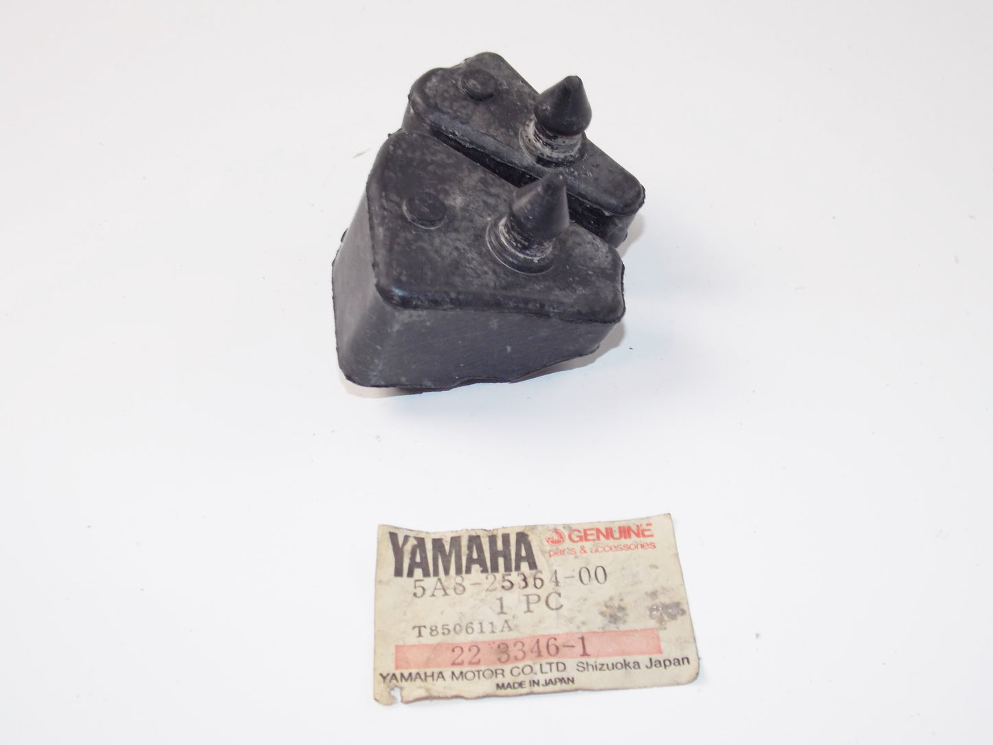NOS OEM YAMAHA 1985 FJ1100 REAR WHEEL FRAME DAMPER # 5A8-25364-00 - MotoRaider