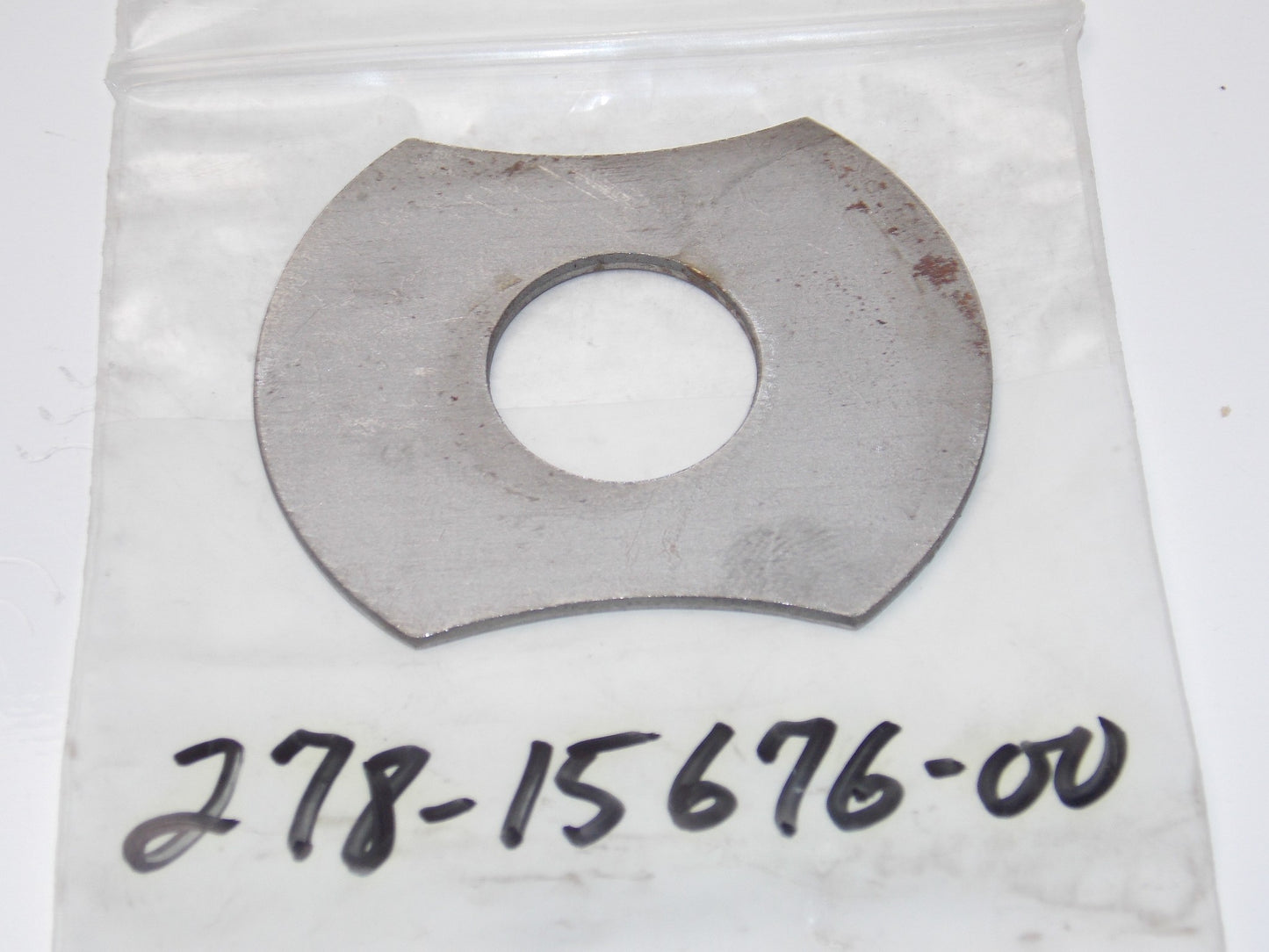 NOS OEM YAMAHA 70-88 R5/B DS7 XS400G BIG WHEEL STARTER COVER SPRING 278-15676-00 - MotoRaider