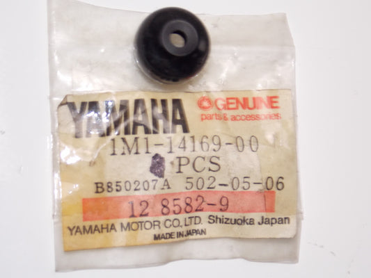 NOS OEM YAMAHA 76-2001 DT175F IT400F TIMBERWOLF CARBURETOR CAP 1M1-14169-00 - MotoRaider