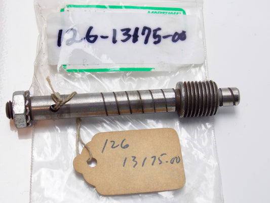 NOS AFTER MARKET OIL PUMP SHAFT WORM YAMAHA 1966 YGS1T 126-13175-00 - MotoRaider