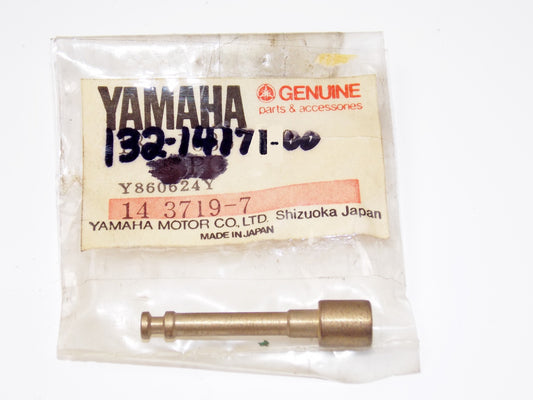 NOS OEM YAMAHA 67-74 YDS5 YL1E YM2C HS1 DT250A/360A PLUNGER STARTER 132-14171-00 - MotoRaider