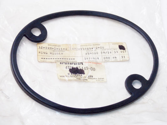 NOS OEM YAMAHA 80-86 XJ650/G/H/LH XJ750J/RJ/K/MK MAXIM RING RUBBER 4H7-15449-00 - MotoRaider