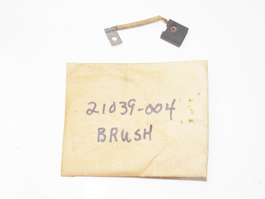 NOS OEM KAWASAKI 74-83 KLT200 KZ250/400/750 STARTER MOTOR BRUSH CARBON 21039-004 - MotoRaider