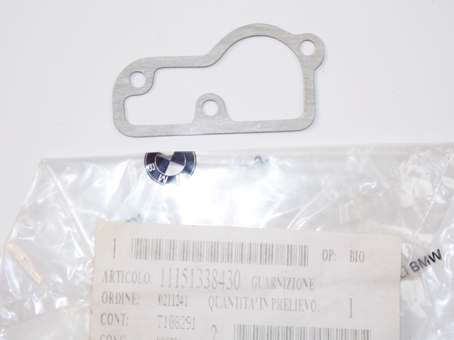 NOS OEM BMW 76-96 R 100 RS/7T/S/60/75/80 ENGINE VENTILATION GASKET 11151338430 - MotoRaider