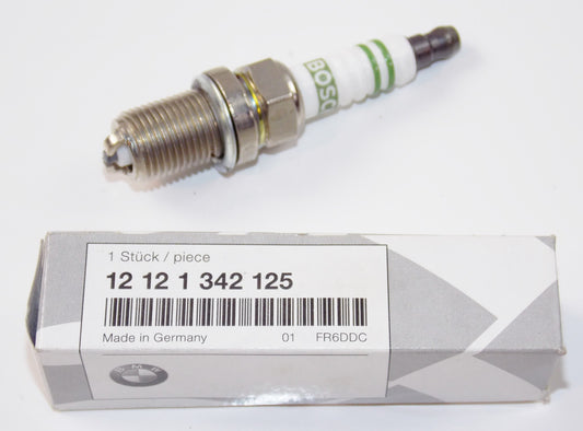 NOS OEM BMW 92-07 R1100GS/1200C/850R SPARK PLUG FR 6 DDC 12121342125|12121341492 - MotoRaider