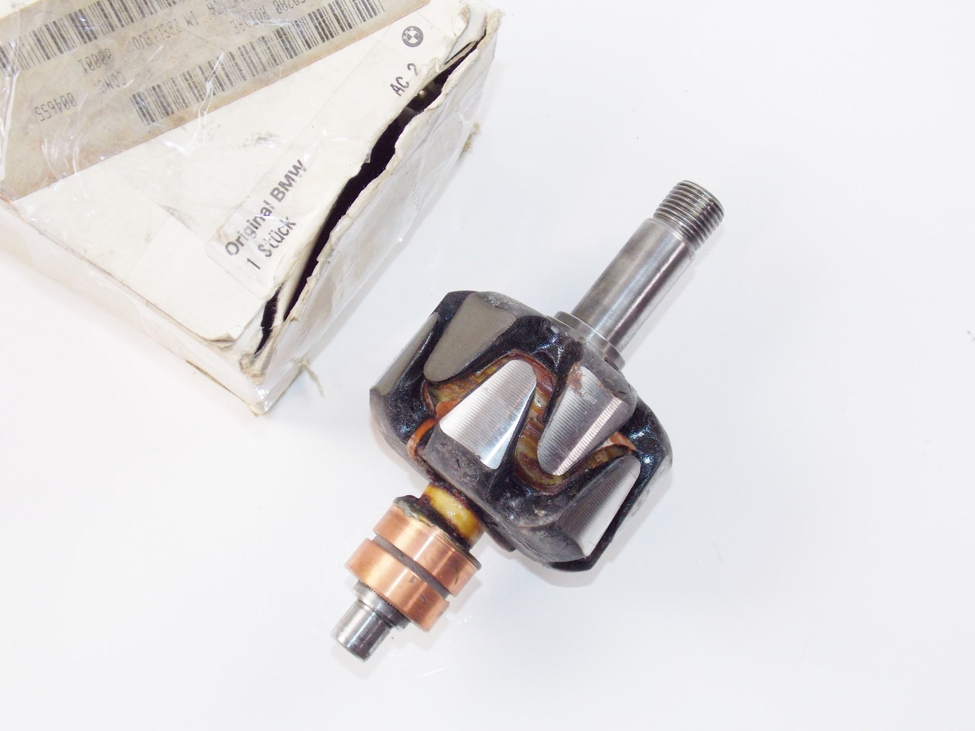 NOS OEM BMW 84-96 K1/100/LT/RS/RT/1100LT/75 ALTERNATOR ROTOR 12311459280 - MotoRaider