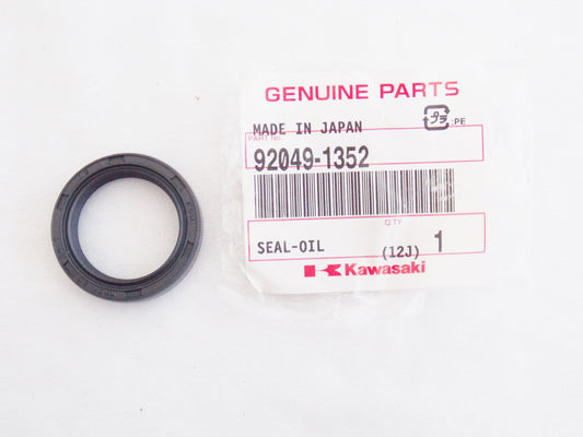 NOS OEM KAWASAKI 1990-2017 ZX900/600/636/1400/1000 OIL SEAL 25X34X7 92049-1352 - MotoRaider