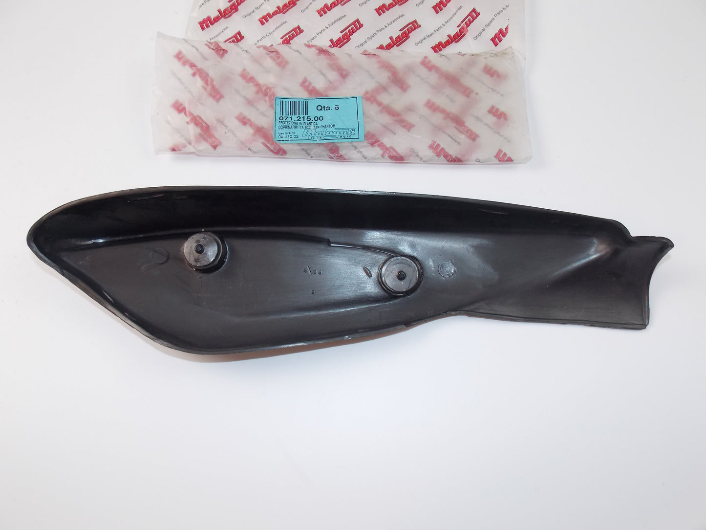 NOS OEM MALAGUTI PHANTOM F12 PLASTIC MUFFLER GUARD + SCREWS 071.215.00 - MotoRaider