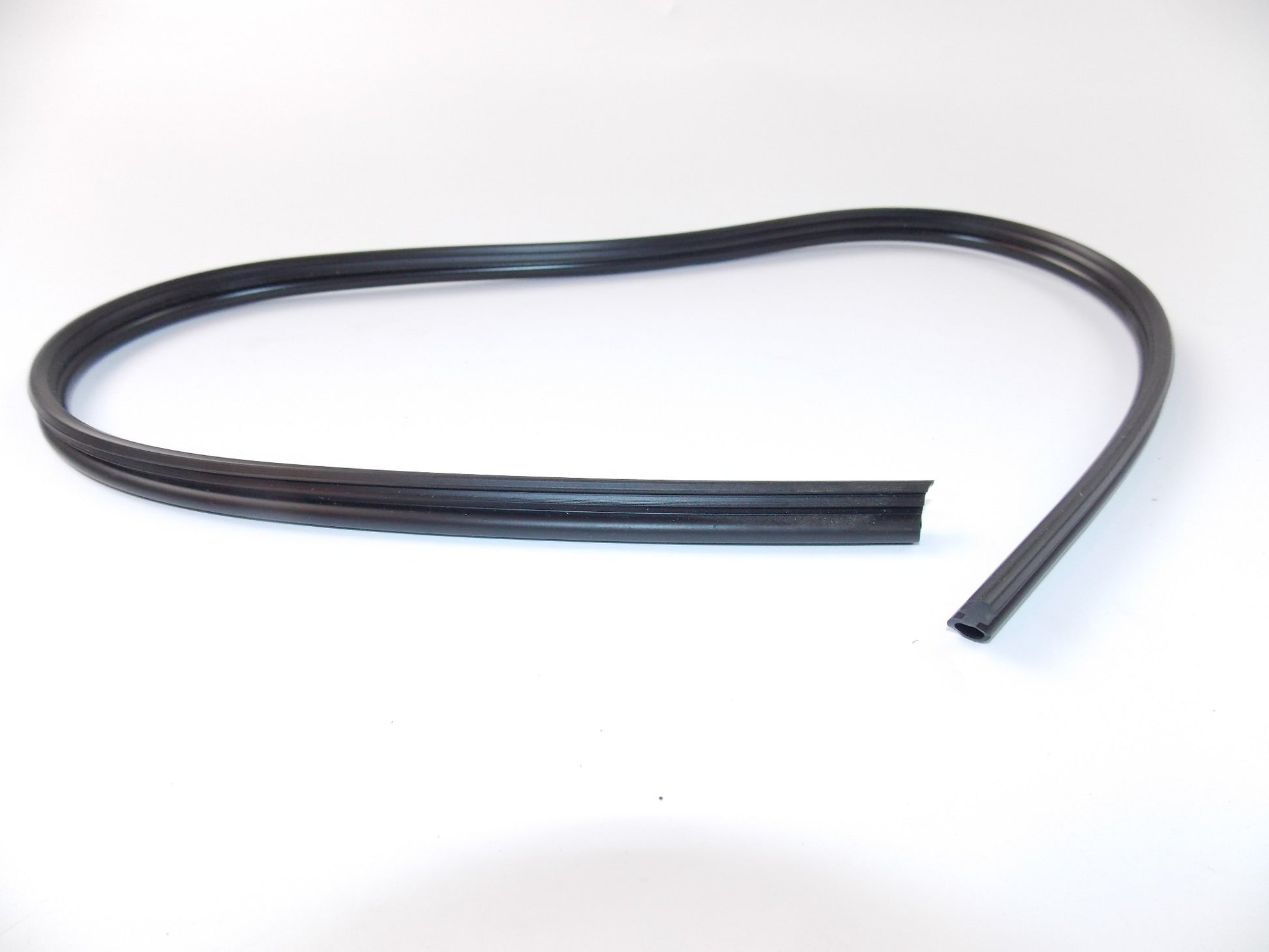 NOS OEM MALAGUTI YESTERDAY KAT CASE SEAL 30cm 072.086.03 - MotoRaider